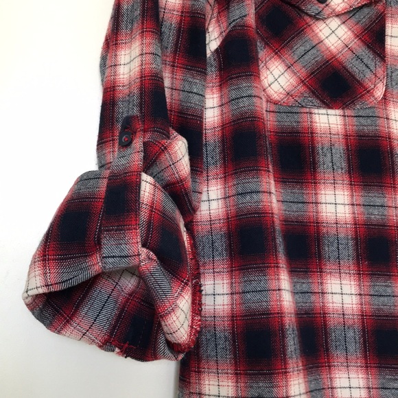 Timing Button Down Flannel - Picture 6 of 8